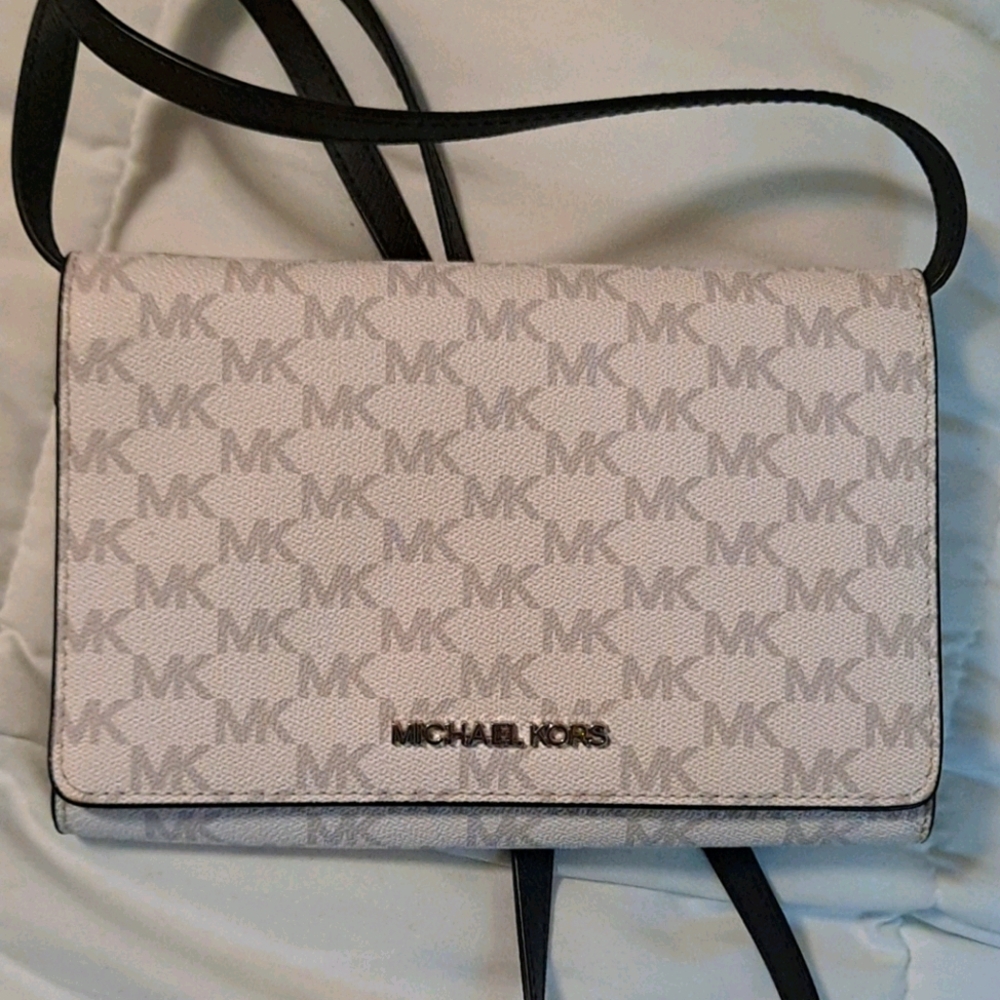 Michael Kors wallet purse